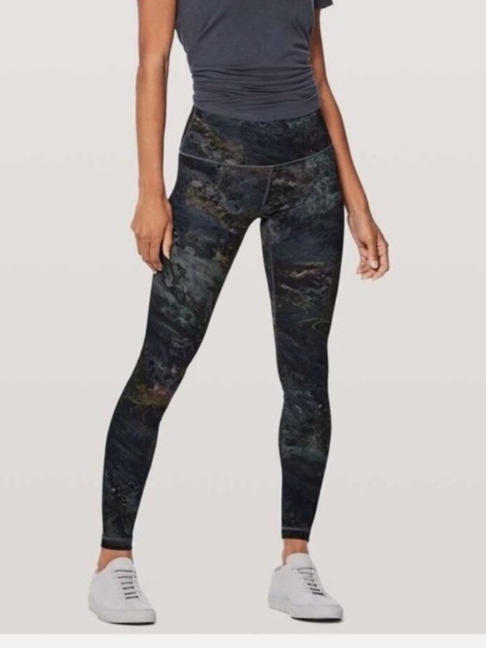 Lululemon Wunder Under Hi-Rise Tight in Radiant Multi Size: 4
